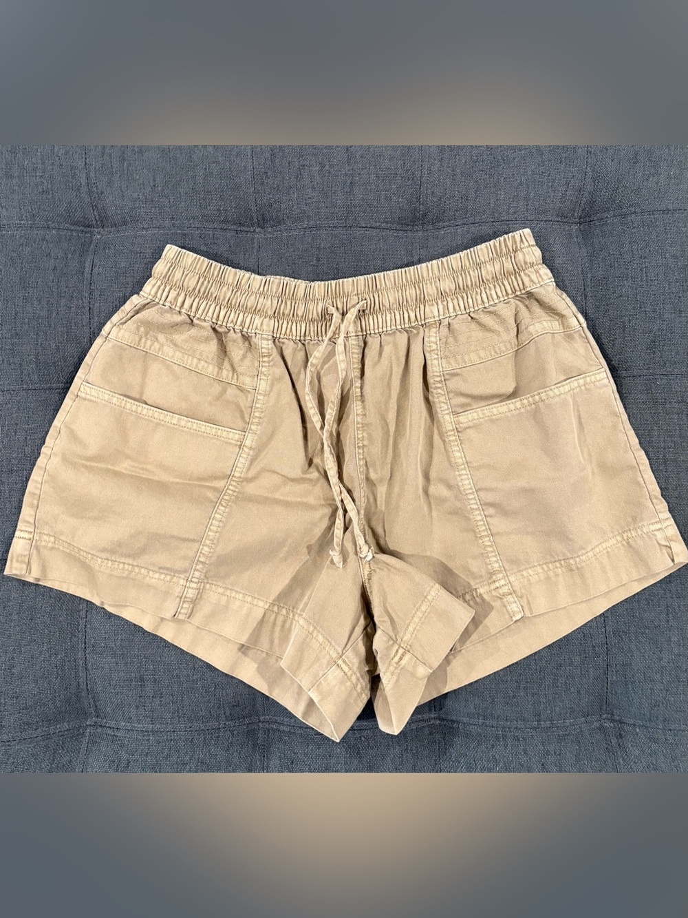 Aerie Tan Pull On Shorts Size Medium